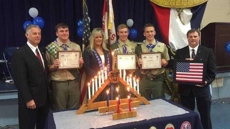 Elks laud eagle scouts Elks laud eagle scouts