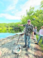 Watercolor artist leads plein air workshop