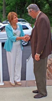 State Senator and gubernatorial candidate Barbara Buono arriving in Vernon and being greeted by Mike Busche, Sussex County Democratic Committee Chairman.