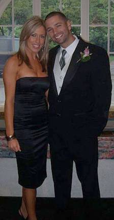 Daniel Lupo to marry Laura Fisher