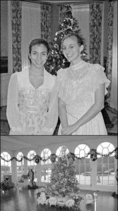 Tour a Christmas the old fashioned way