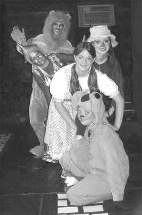 Musical “OZ!” coming to Ratsch Theater