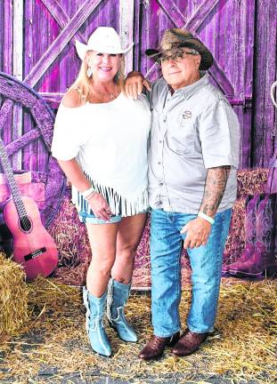 Marjie Davis and Steve Pinto of Park Ridge pose for a photo.