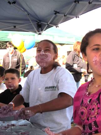 Sunshine and pie at the Autumn Lights Festival
