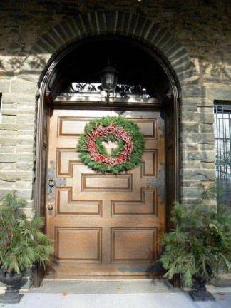 Grey Towers offers Holiday Mansion Tours.