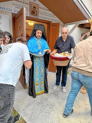 Vespers was followed by food, then live Pontiaka and Laika music.