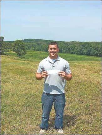 Stephen Lentini wins scholarship