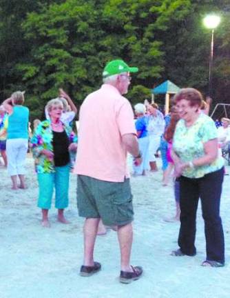 Parrot Beach gets them up and dancing
