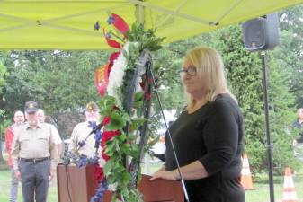 Mayor Michele Dale, speaking at the recent annual 9/11 Remembrance Ceremony, asks that people “never forget” the terrorist attack on the nation.