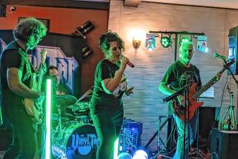 Vinyl Tap plays Friday, July 25 at J&amp;S Roadhouse. (Photo by Lance Bixby)