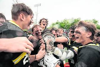 West Milford boys lacrosse captures division title, finishes 12–6