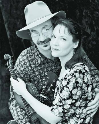 Enjoy A Fiddler's Holiday with Jay Ungar and Molly Mason
