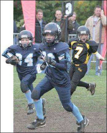 Sparta's Blue Ponies remain unbeaten