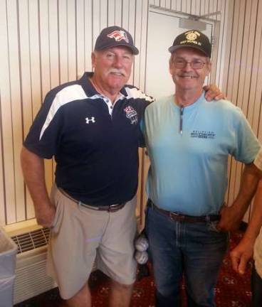 Vets meet a legend
