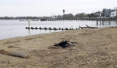 This is the waterfront at Raritan Bay in Keyport, New Jersey, where a Massachusetts company plans to build a high-voltage line to bring electricity from a future New Jersey offshore wind farm onto land, and connect it to the power grid. Photo by the Associated Press.