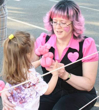 Pinky made balloon animals throughout the afternoon for the kids.