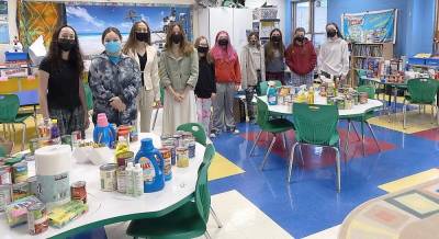 Honor students collect food donations