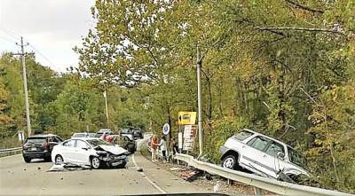 Three people were taken to the hospital for evaluation following a Saturday afternoon crash on Macopin Road.