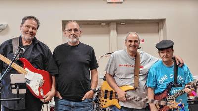 <b>One Swift Kick plays Sunday afternoon in the beer garden at Pennings Farm Market in Warwick, N.Y. (Photo courtesy of One Swift Kick)</b>