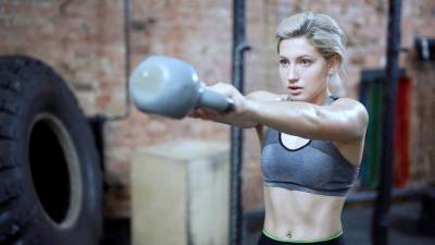 Is it better to work out at home or the gym?