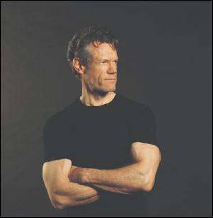 Randy Travis to play Ike Hall
