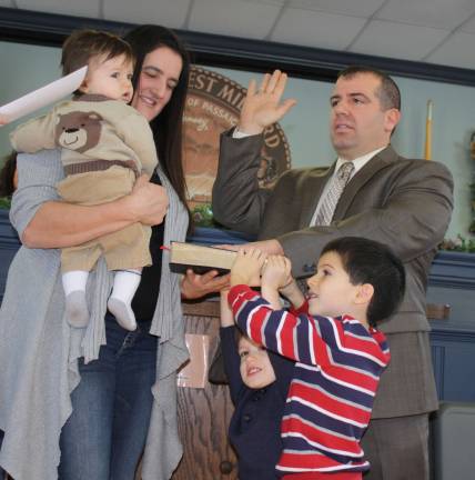 Dale, Signorino sworn in