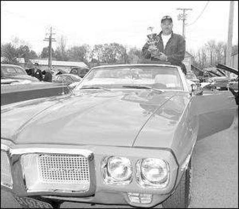 Hospital's first car show attracts 120 classics