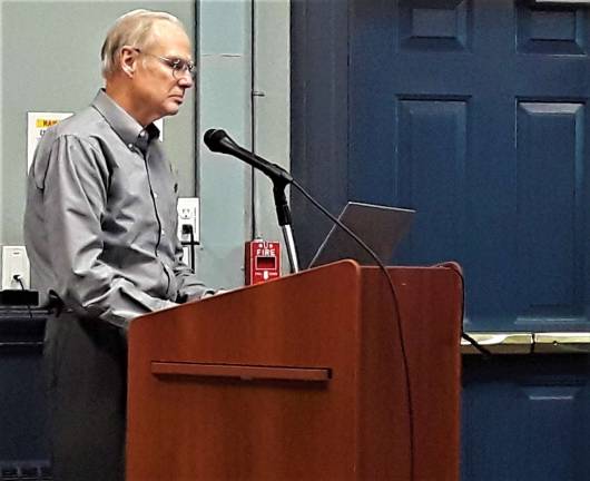Charles Kim photo Budget consultant Bob Casey presents the plan for the new budget season and the preliminary capital budget during Wednesday night's Township Council meeting.