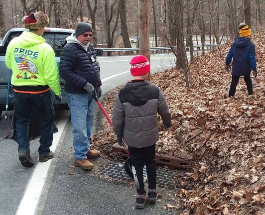 Apshawa student helps keep community clean