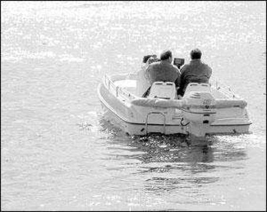 All aboard for Father's Day boat parade