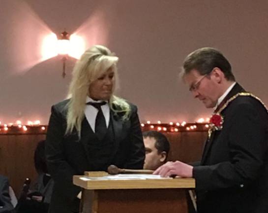 Elks install officers for 2016