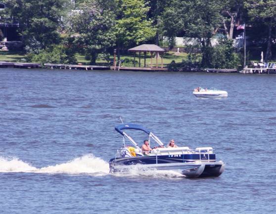 Sunday sailing on Greenwood Lake. Weekend weather has been perfect and boaters have certainly taken advantage of the sunny days.