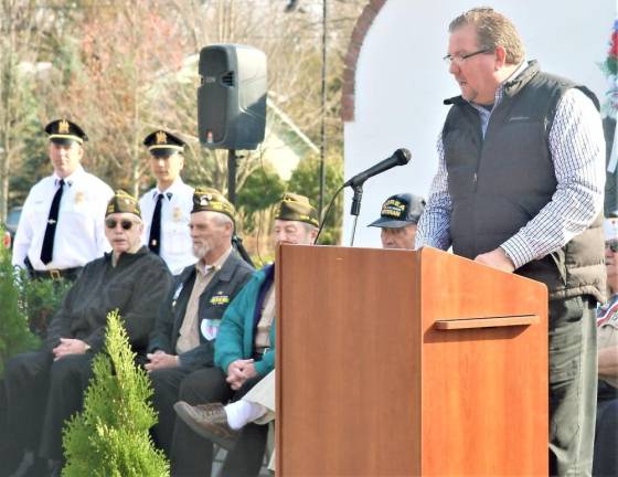 Town honors military members with Veterans Day ceremony