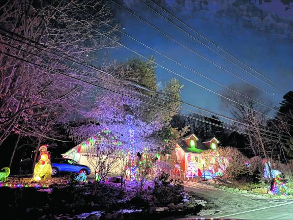 West Milford home ready for Christmas