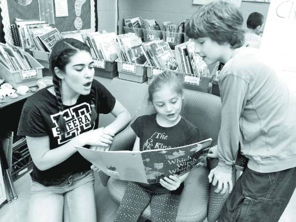 Macopin mentors visit Maple Road kids