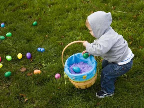 OLQP hosting egg hunt