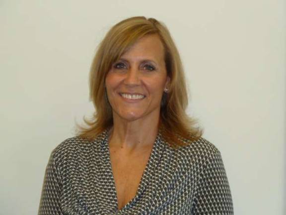 Lisa Azoulay is the newest member of The McCullough Group at RE/MAX Country Realty.