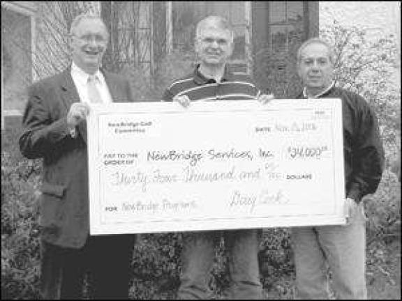 Golf outing nets $34k for NewBridge programs