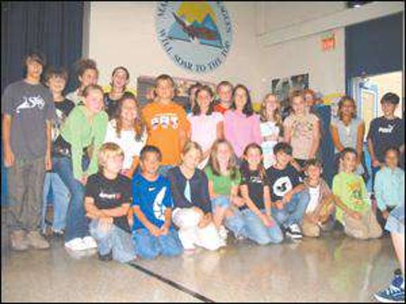 Marshall Hill School inducts student council and newspaper editors