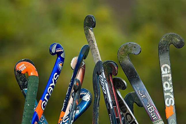 Highlanders drop two in field hockey