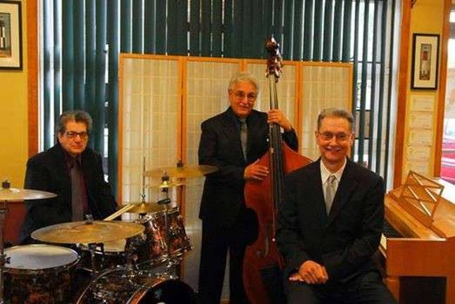 Jazz at Momento's Restaurant