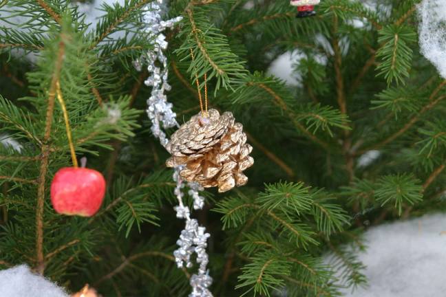Tree lighting Monday
