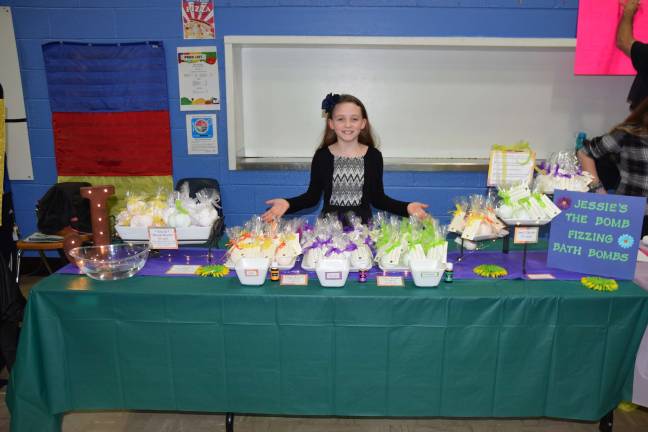 Move over Lush. Here are Jessie's fizzing bath bombs.