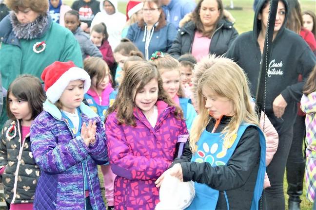 Town holds second 'Wreaths Across America' event