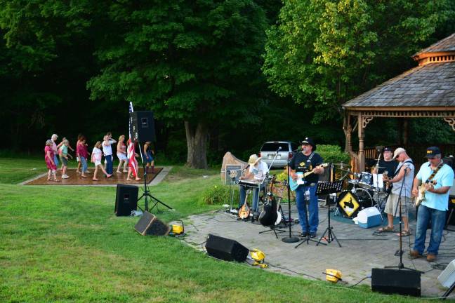 The band sang, people listened, some danced.