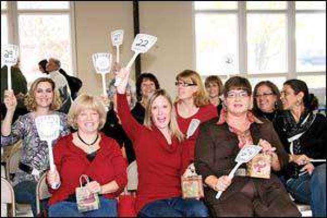 Local artist wins national award