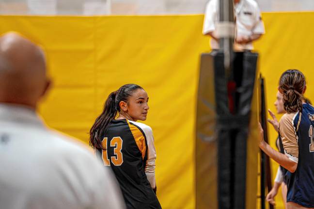 Junior Peyton Greenburg looks at her opponents.