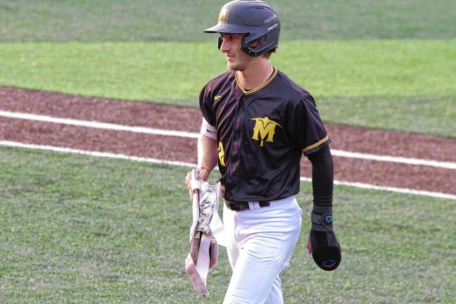 Miners lead division