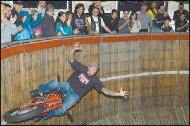 Wall of Death and other acts included in grand opening