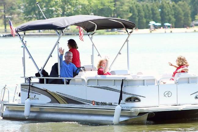 West Milford. First boat parade at Pinecliff Lake